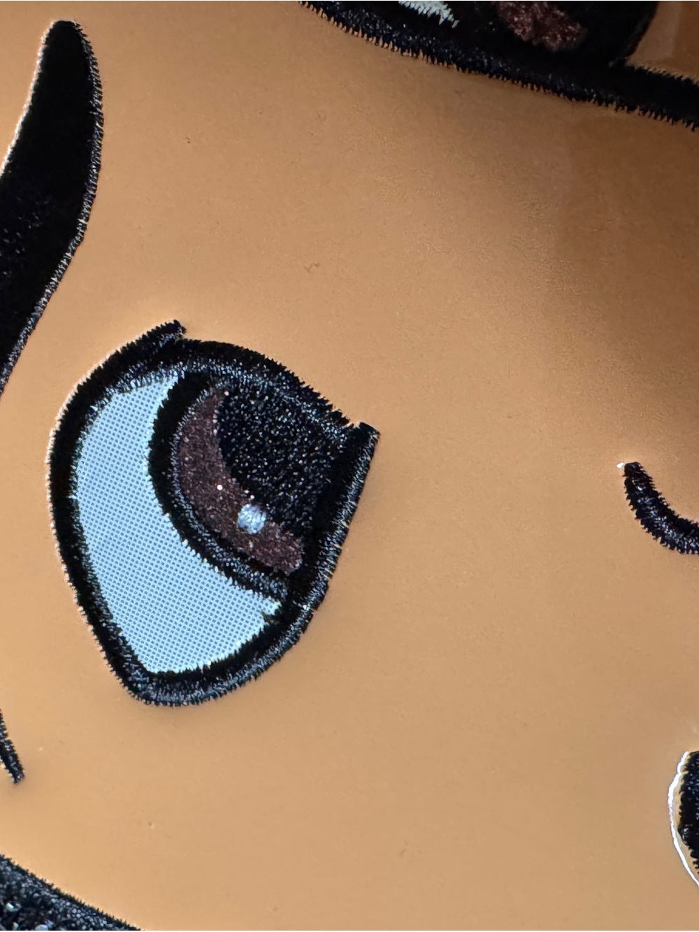 Disney x Danielle Nicole Aladdin Face Crossbody Bag - Picture 7 of 8